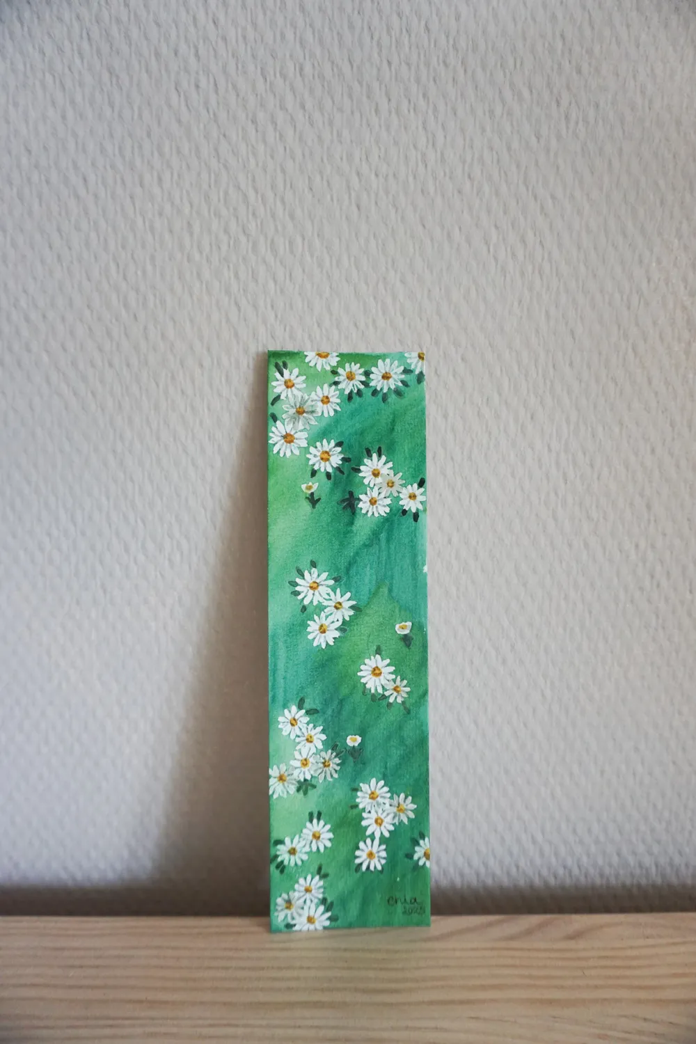 An einem Sommertag ist ein Picknick im Park genau das Richtige. Dort kann man Barfuß zwischen all den Gänseblümchen über die Wiese laufen.